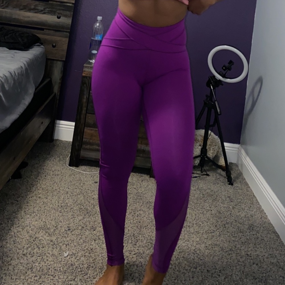 💕 Lululemon leggings Free Flow*Full-On Luon💕
